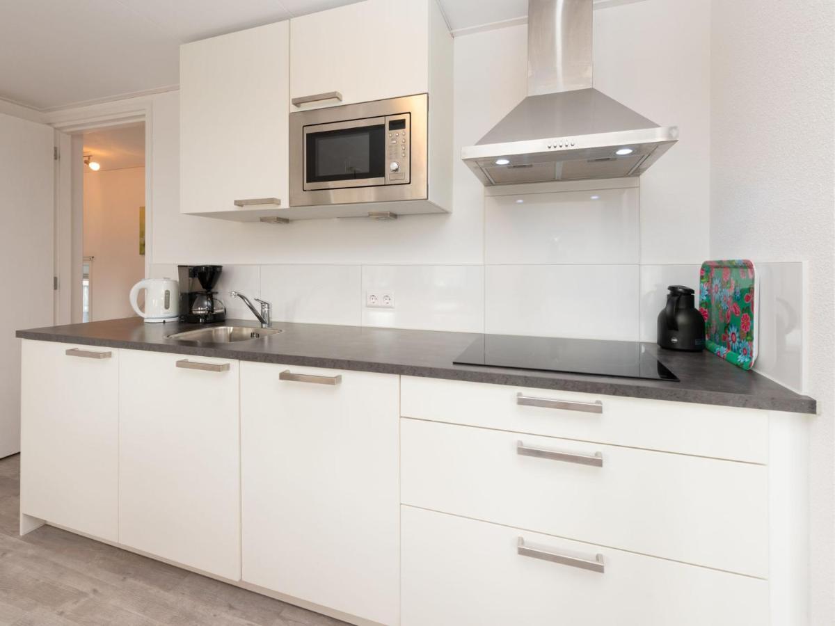 Quaint Apartment In Schoorl Near Tennis Court エクステリア 写真