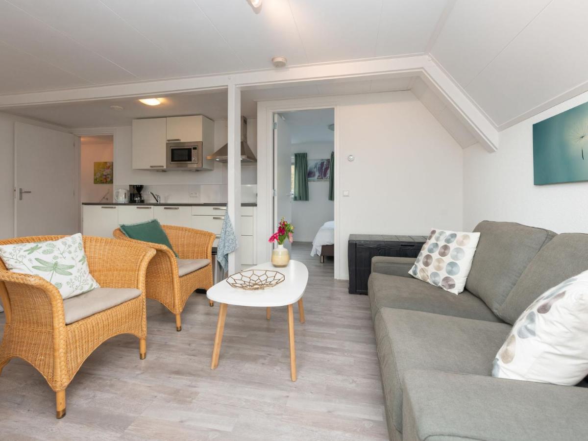 Quaint Apartment In Schoorl Near Tennis Court エクステリア 写真