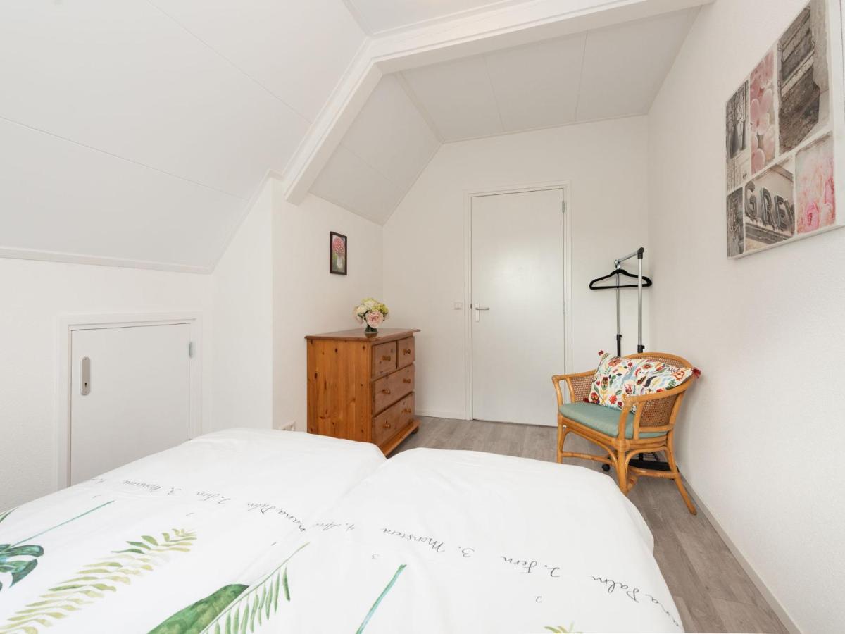 Quaint Apartment In Schoorl Near Tennis Court エクステリア 写真