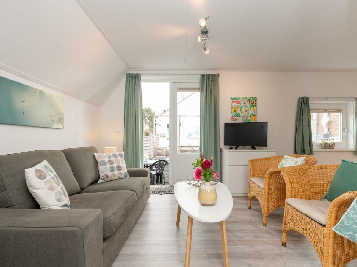 Quaint Apartment In Schoorl Near Tennis Court エクステリア 写真